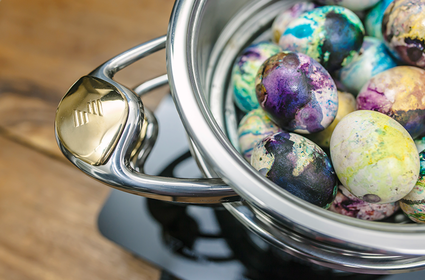 Mistrné barvení velikonočních vajec Mistrné barvení velikonočních vajec